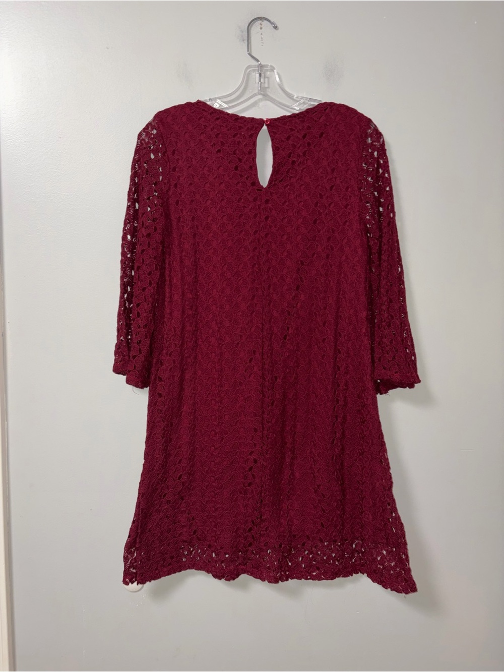 Indigo Rose Burgundy Lace Overlay Elbow Sleeve Mini Dress PM - Picture 2 of 4